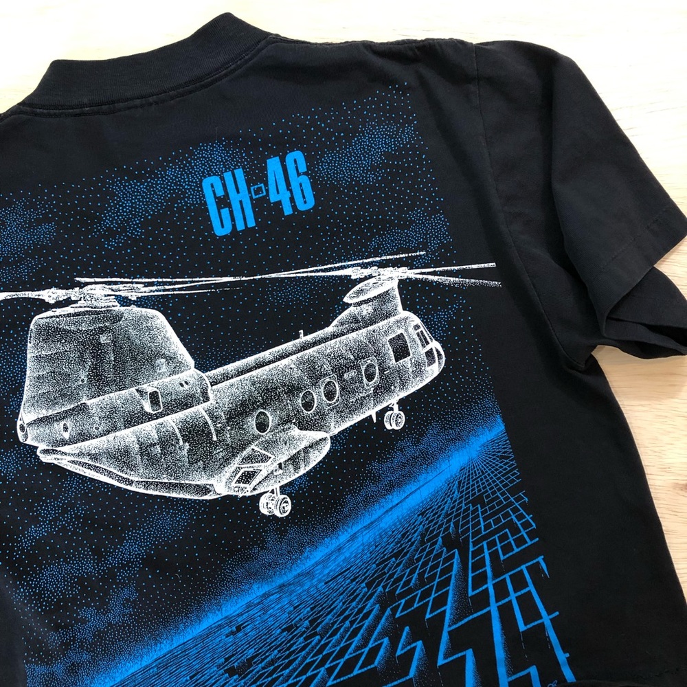 Vintage 90’s Military Tee T-Shirt Crop Top Black Blue Unique Shirt Nineties Fun